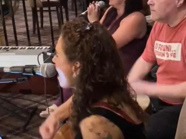 Southend City Radio LIVE at The Exchange: Candlelight Acoustic Night Open Mic&nbsp;Tour