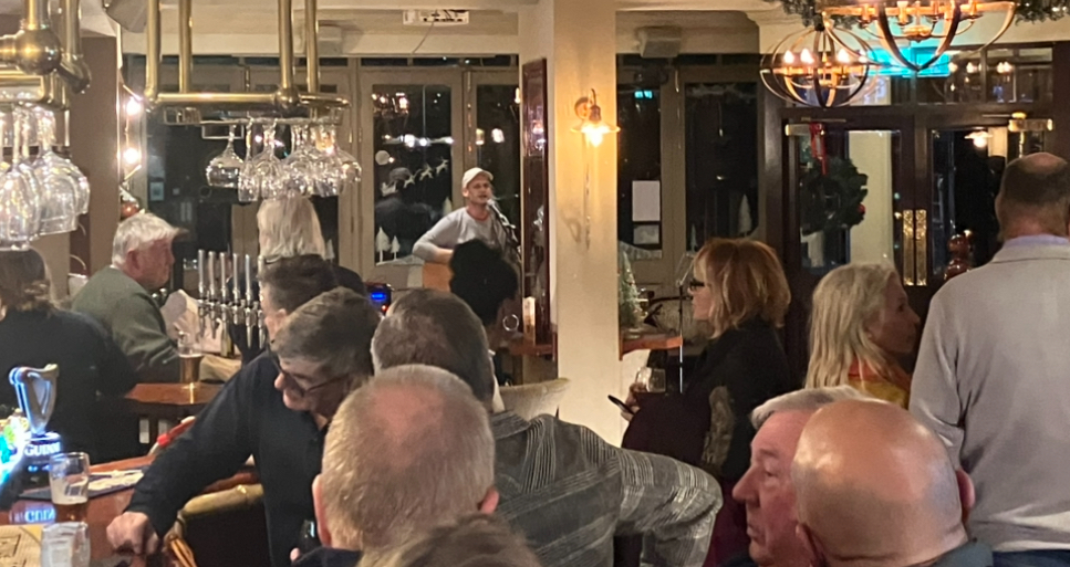 Southend City Radio LIVE at The Exchange: Candlelight Acoustic Night Open Mic Tour (Round&nbsp;2)