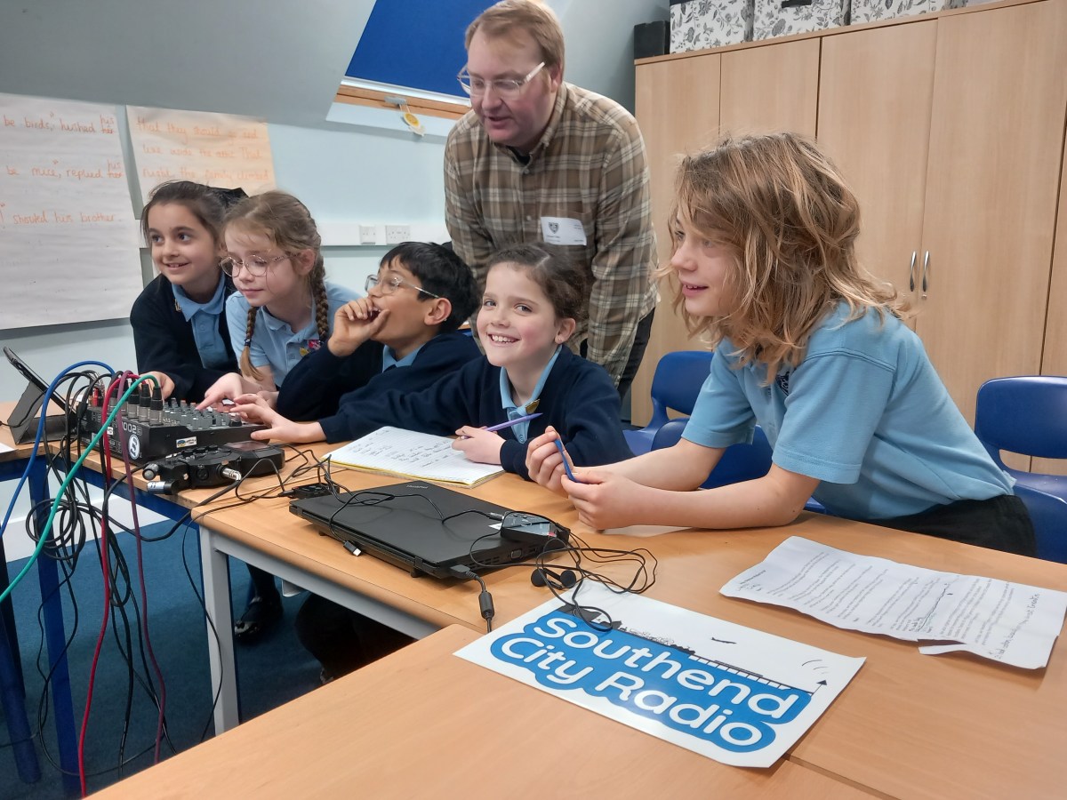 Southend City Radio School: Chalkwell Hall Junior&nbsp;School